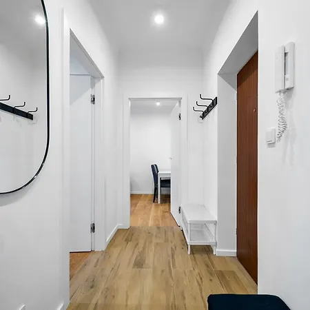 Appartement Dzielna Standard Warschau