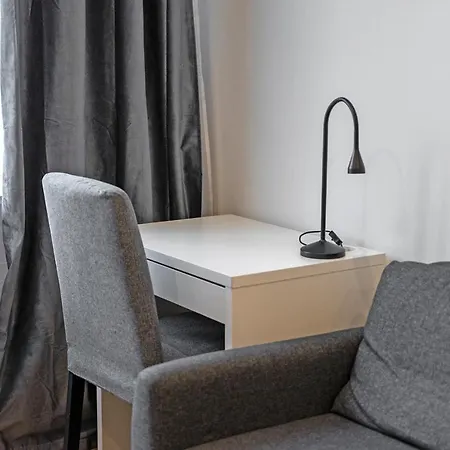 Appartement Dzielna Standard Warschau